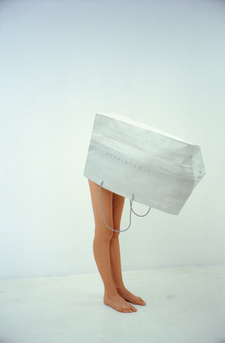 Erwin Wurm - One Minute Sculpture, 1997