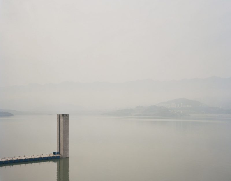 Nadav Kander – Three Gorges Dam VII, Yichang Hubei Province, 2007