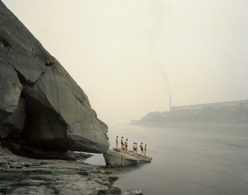 Nadav Kander - Bathers, Yibin, Sichuan, 2007