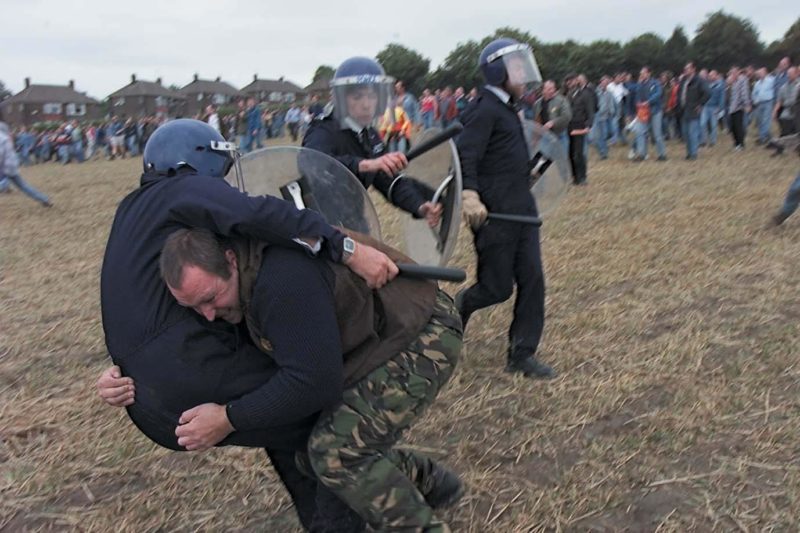 Jeremy Deller – Battle of Orgreave, 2002