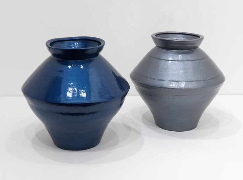 Ai Weiwei - Han Dynasty Vases in Auto Paint, 2013, Han Dynasty vases (202 BC-202 AC) and paint, 43x39x39cm and 46x42x42cm