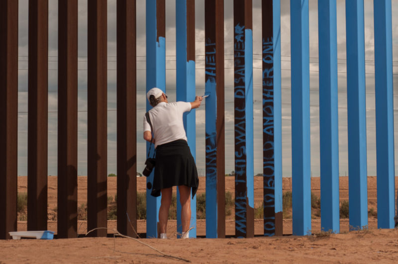 Ana Teresa Fernández – Erasing the Border – Borrando la Frontera, 2015