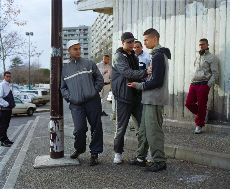 Mohamed Bourouissa - Périphérique - Le groupe, 2007, C-print, 90x120cm