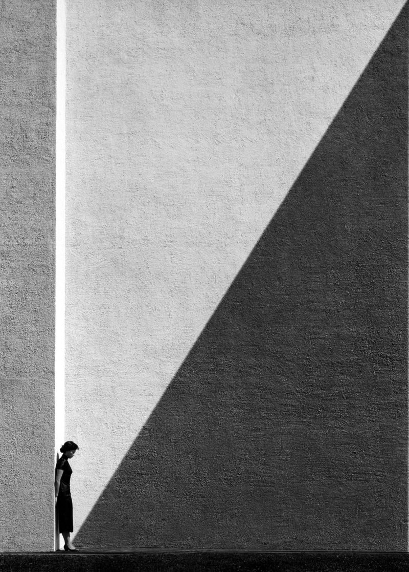 Fan Ho - Approaching Shadow, 1954