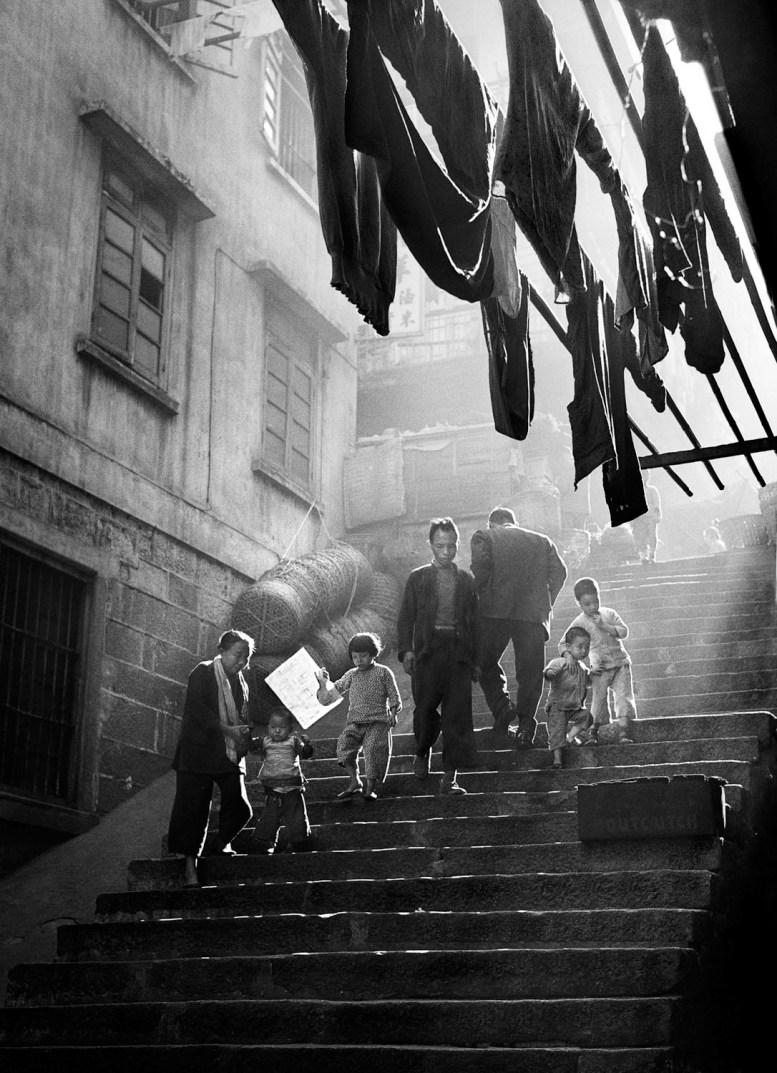 Fan Ho - Street Scene, 1956