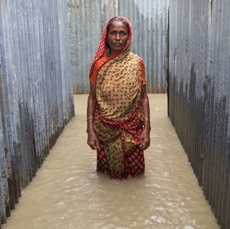 Gideon Mendel - Johora, Chandanbaisa village, Bogra District, Bangladesh, 15 September 2015