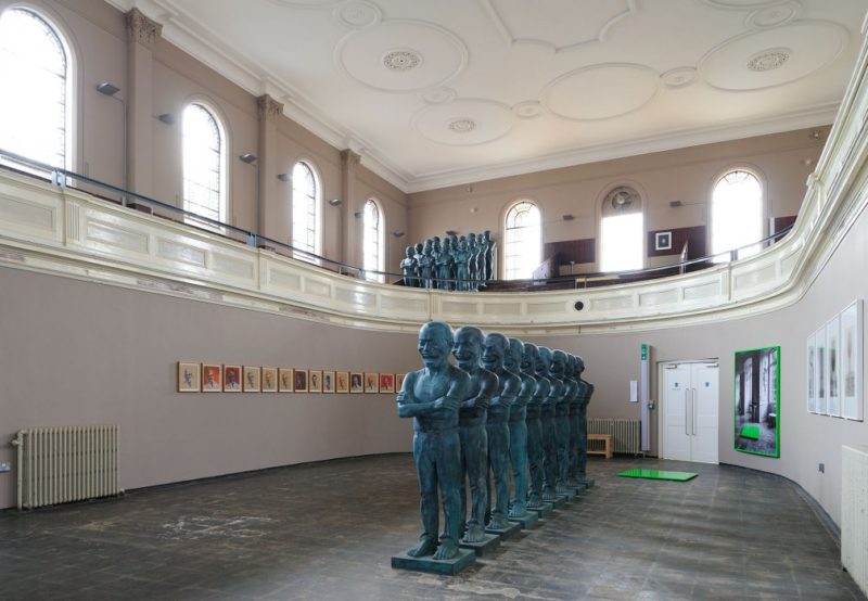Yue Minjun - Contemporary Terracotta Warriors, 2005, installation view, Pete and Repeat, 2009 at Zabludowicz Collection, London. Photo- Thierry Bal