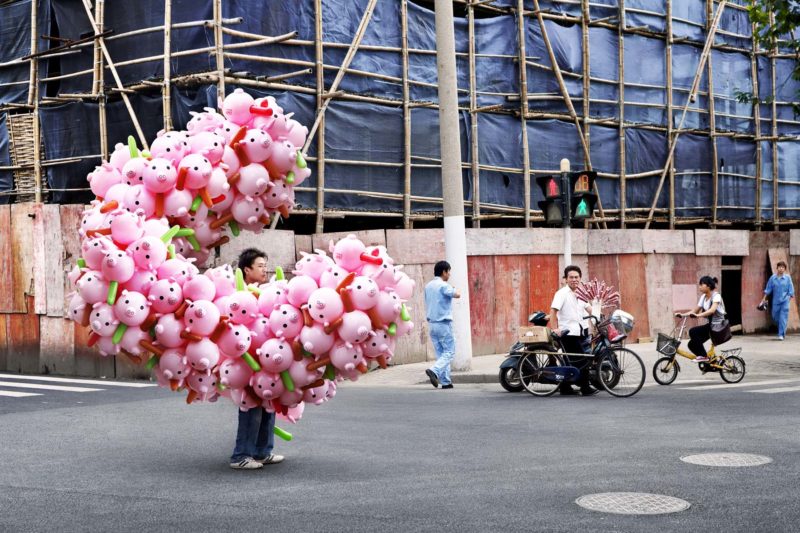 He Xiangyu's life-sized tank – Entirely made of Italian leather