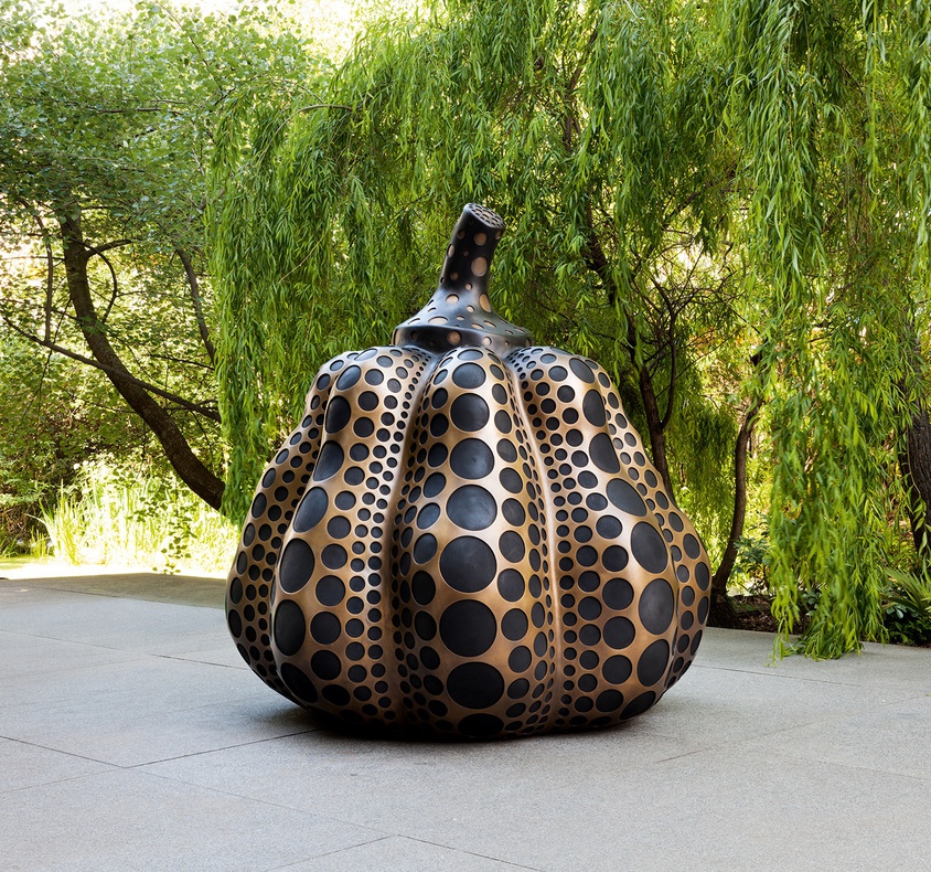 A giant Yayoi Kusama sculpture has popped up on the façade of the