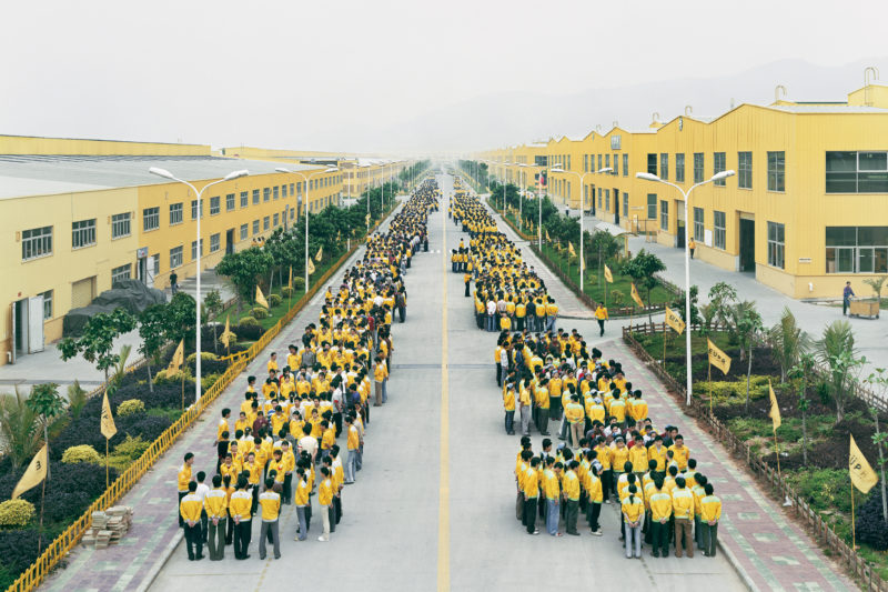 Edward Burtynsky - Cankun Factory, Zhangzhou, Fujian Province, 2005