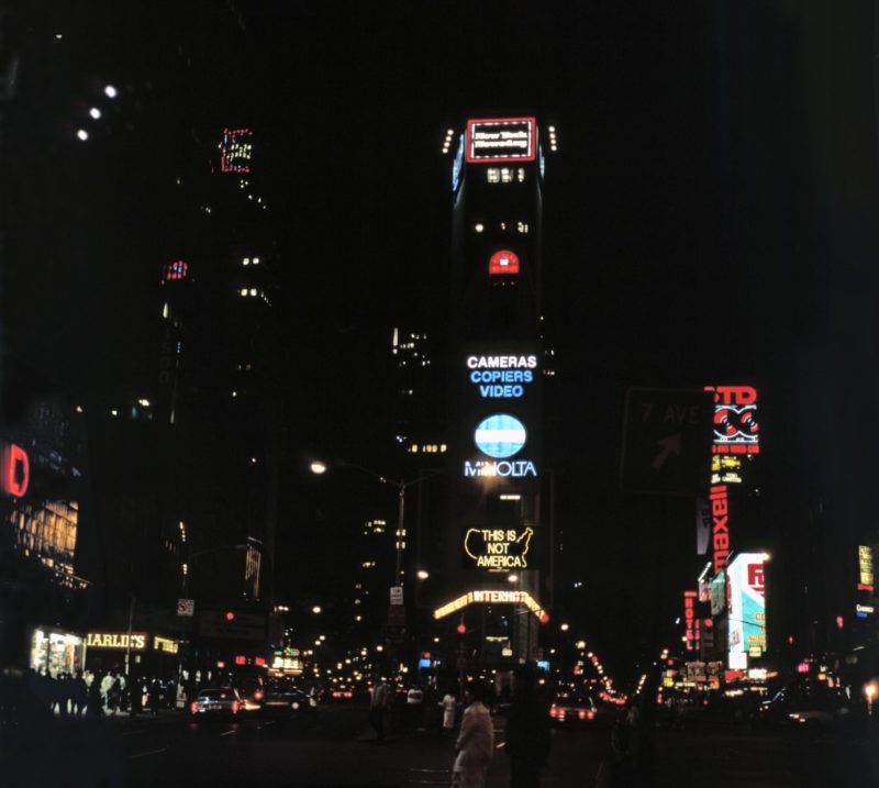 Alfredo Jaar - A Logo for America, 1987:2014, Times Square, New York