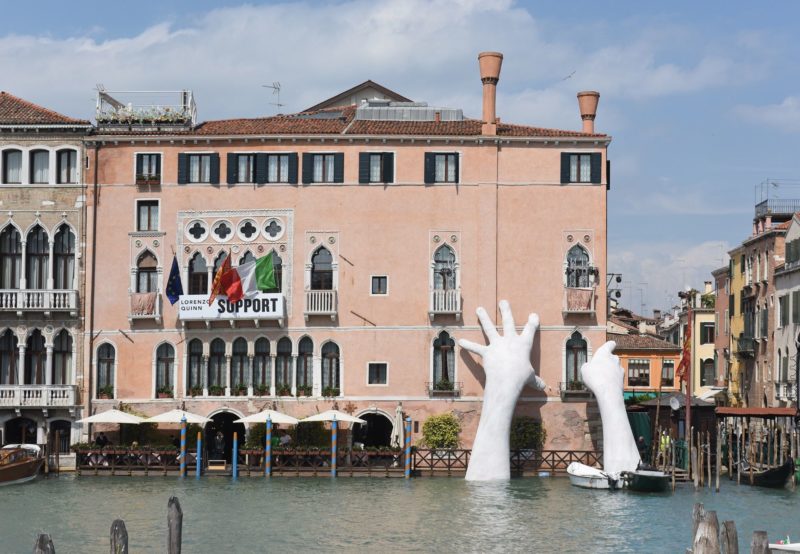 Lorenzo Quinn - Support, 2017, Venice, Italy