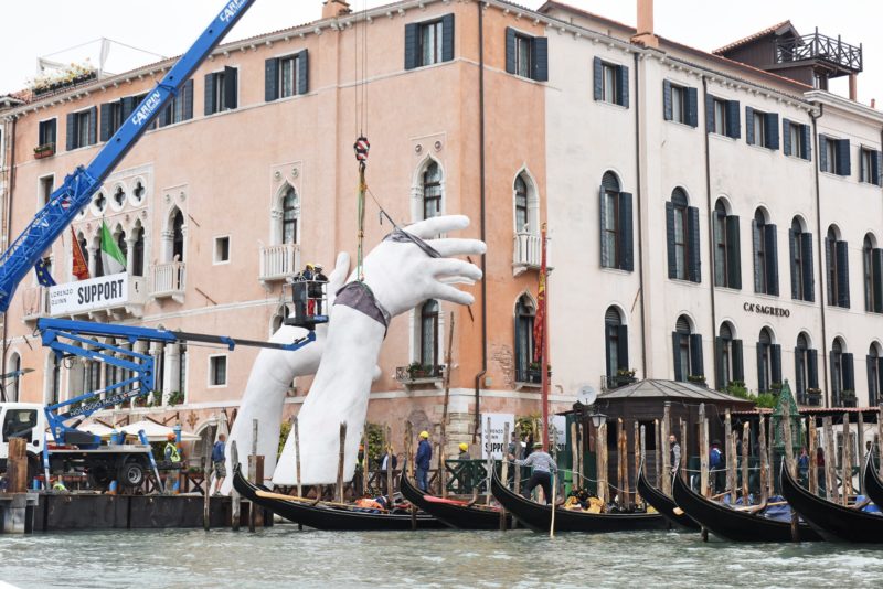 Lorenzo Quinn - Support, 2017, Venice, Italy.