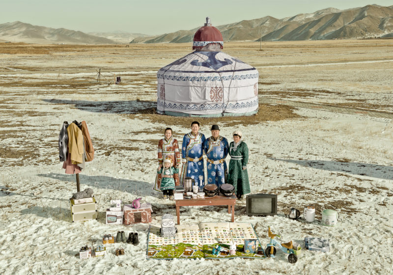 Huang Qingjun – Family Stuff, Liu Jun (33), Mongolia. Every spring and fall he returns to his parents.