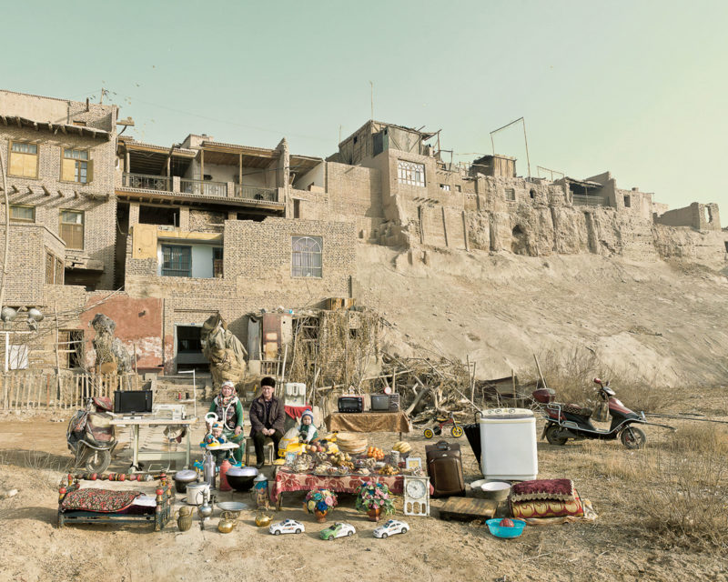 Huang Qingjun – Family Stuff, The Uyghur Ayixianguli, Mierkamili and their two children, Kashgar, in autonomous Uyghur region of Xinjiang