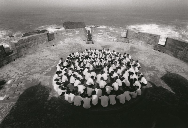 Shirin Neshat - Rapture, 1999 two-channel video:audio installation, 16mm film transferred to video