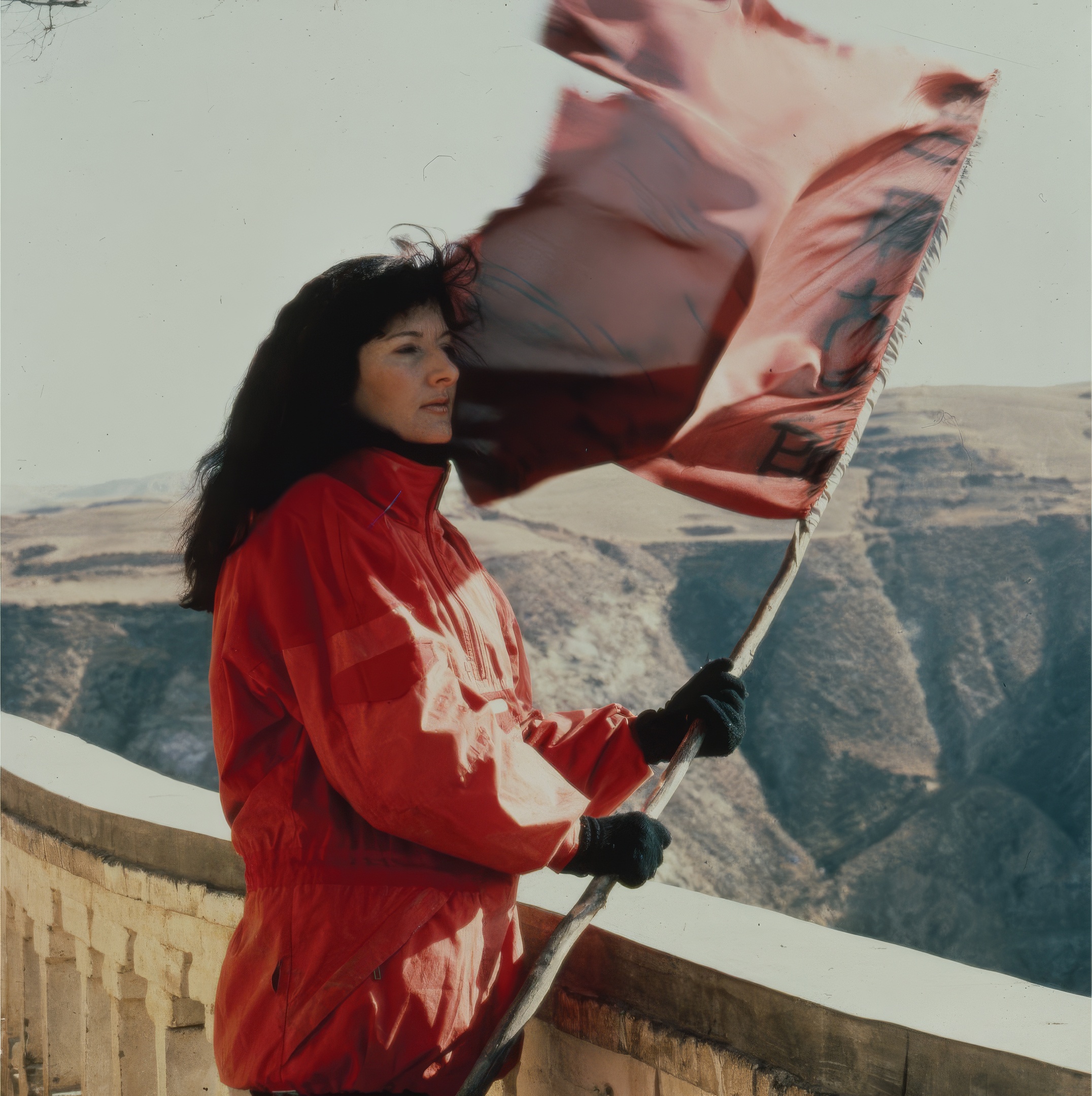 Marina Abramović - Great Wall Walk, Marina on the Wall, China, 1988