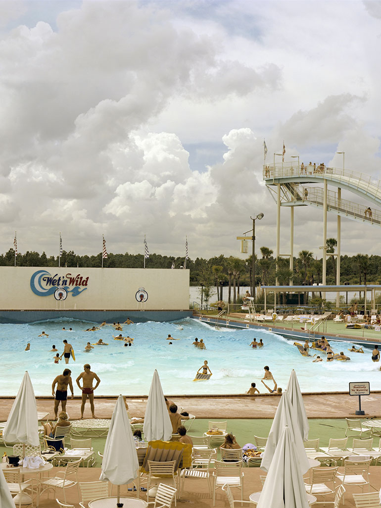 Joel-Sternfeld-American-Prospects-Wet-n’-Wild-Aquatic-Theme-Park-Orlando-Florida-September-1980