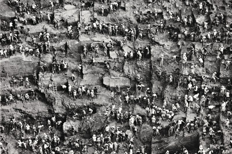 Sebastião Salgado – Serra Pelada Gold Mine, Brazil, 1986