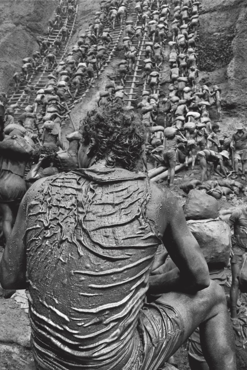 Sebastião Salgado – Serra Pelada Gold Mine, Brazil, 1986