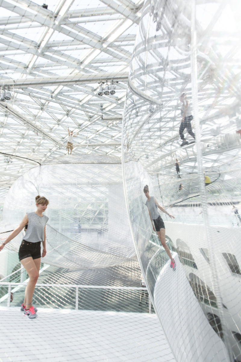 Tomás Saraceno - In Orbit, 2013. Installation view, Kunstsammlung Nordrhein-Westfalen, K21 Ständehaus, Düsseldorf