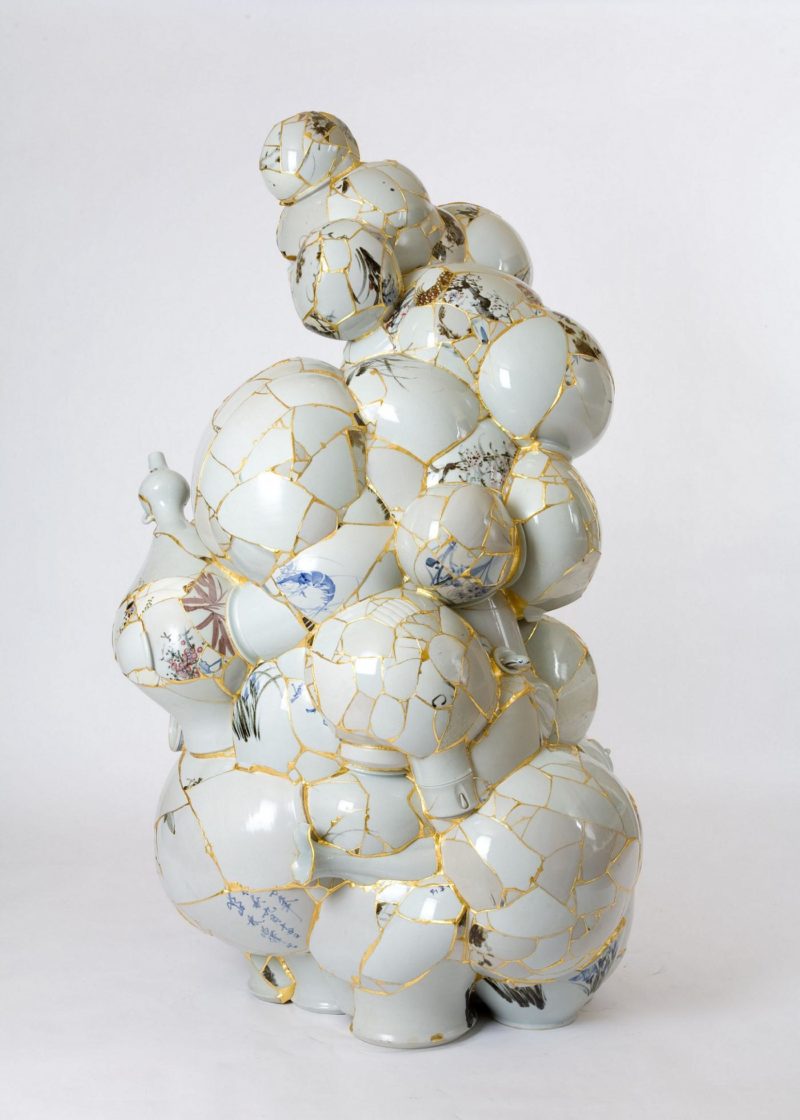 Yeesookyung - Translated Vase, 2009, Ceramic Shards, Epoxy, 24k Gold Leaf, 160 x 92 x 95 cm