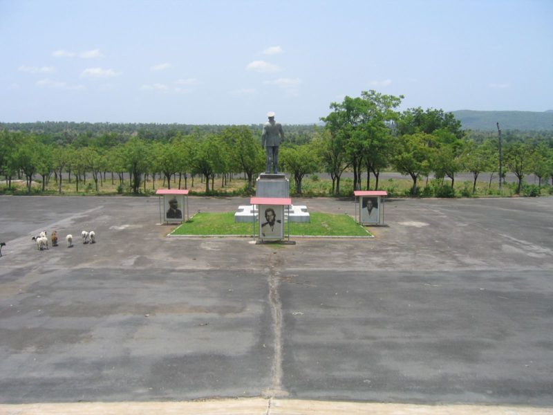 Eyadema statue - Sarakawa crash site, Togo