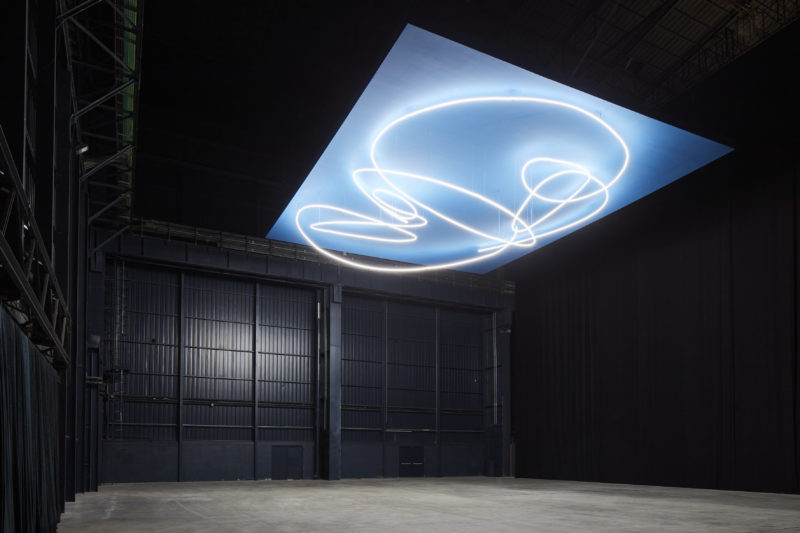 Lucio Fontana - Struttura al Neon per la IX Triennale di Milano, 1951:2017, installation view at Pirelli HangarBicocca, Milan, 2017. Photo Agostino Osio