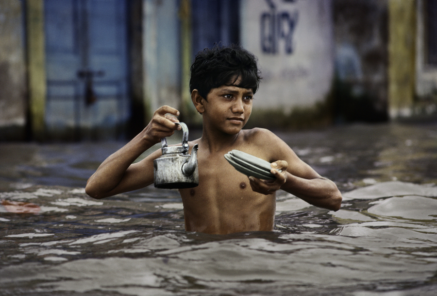Steve McCurry's monsoon photos from India & beyond – Devastatingly