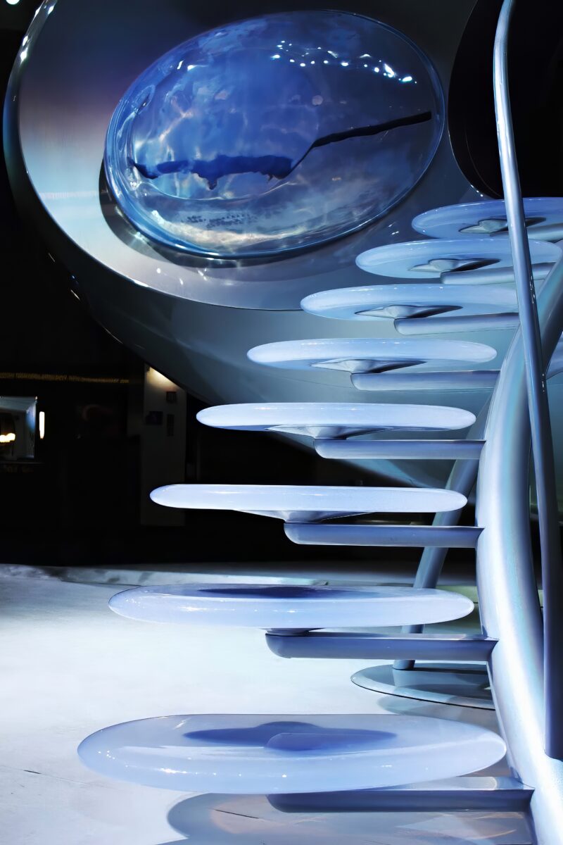 Mariko Mori – Wave UFO (detail), 1999-2002, brainwave interface, vision dome, projector, computer system, fiberglass, 207 x 446 x 194 inches (528 x 113.4 x 493 cm), ARoS Museum, Aarhus, Denmark
