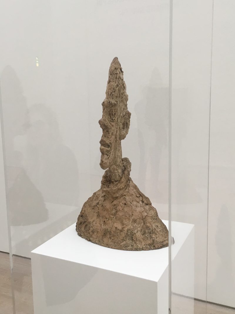 Alberto Giacometti - Grande Tête Mince, 1954, 65.6 x 39.1 x 24.9 cm, installaton view