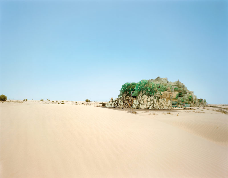 Aleix Plademunt - Dubailand