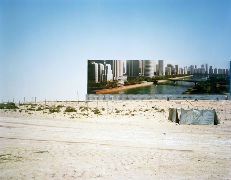 Aleix Plademunt - Dubailand