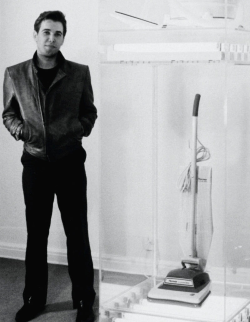 Jeff Koons with the New Hoover Convertible, New Shelton Wet:Dry 10 Gallon Doubledecker, New York, 1991