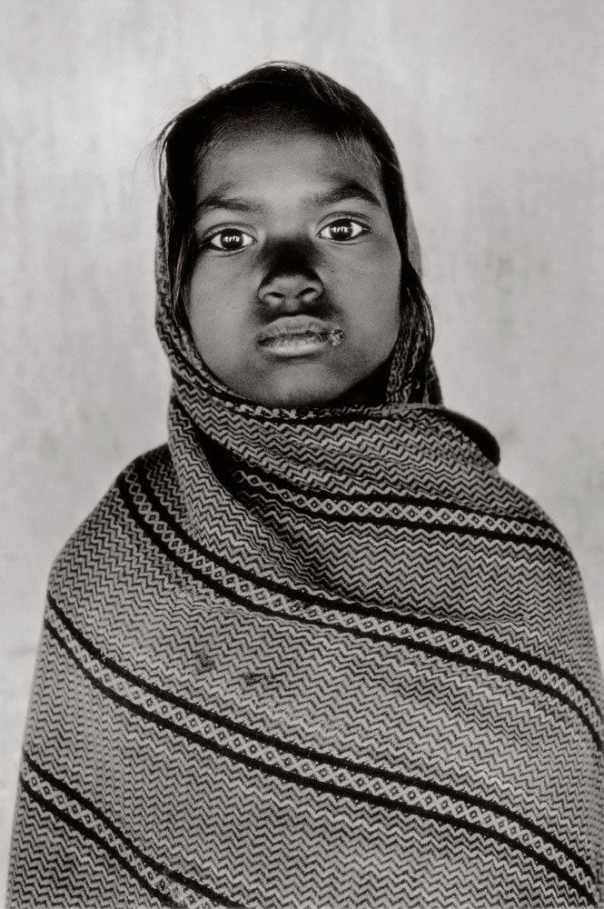 Sebastião Salgado - Center for orphans from the tribes of southern Bihar. Bihar State, India. 1997