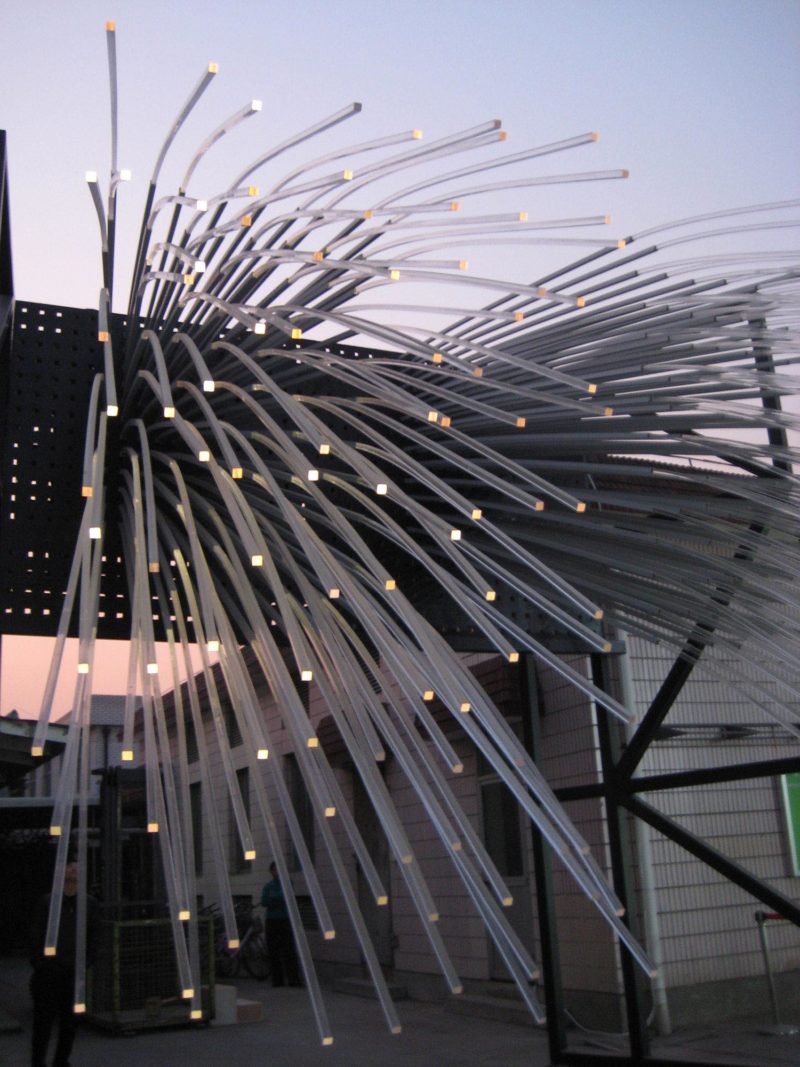 Heatherwick Studio – Seed Cathedral, UK Pavilion for Shanghai World Expo 2010, 15 m high, 10 m tall, 7.5 m long, 60,000 identical rods of clear acrylic, 250,000 seeds cast into the glassy tips