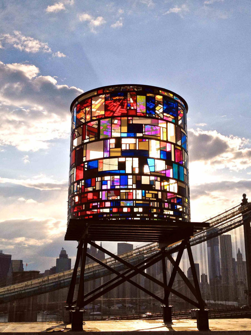 Tom Fruin's Watertower - Made of 1000 scrap plexiglass pieces