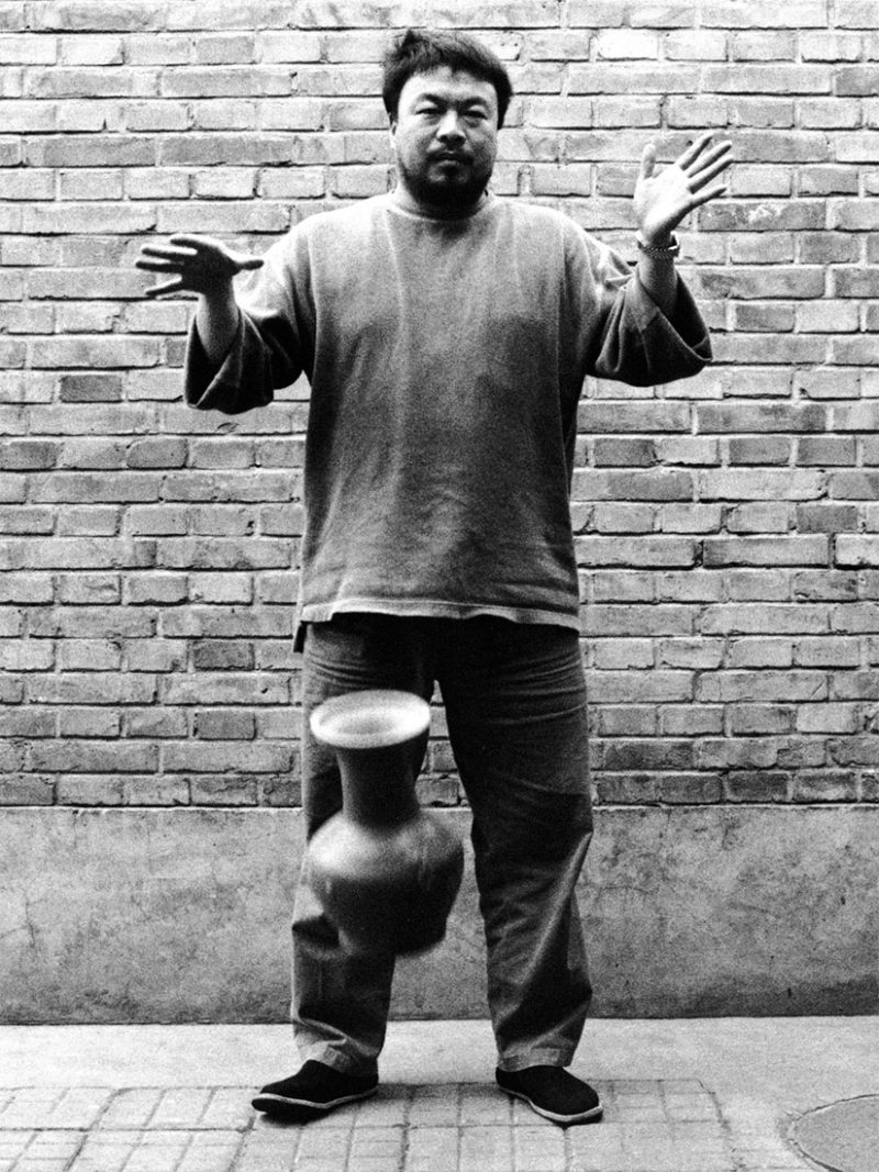 Ai-Weiwei-Dropping-a-Han-Dynasty-Urn-1995-Second-panel-of-the-triptych