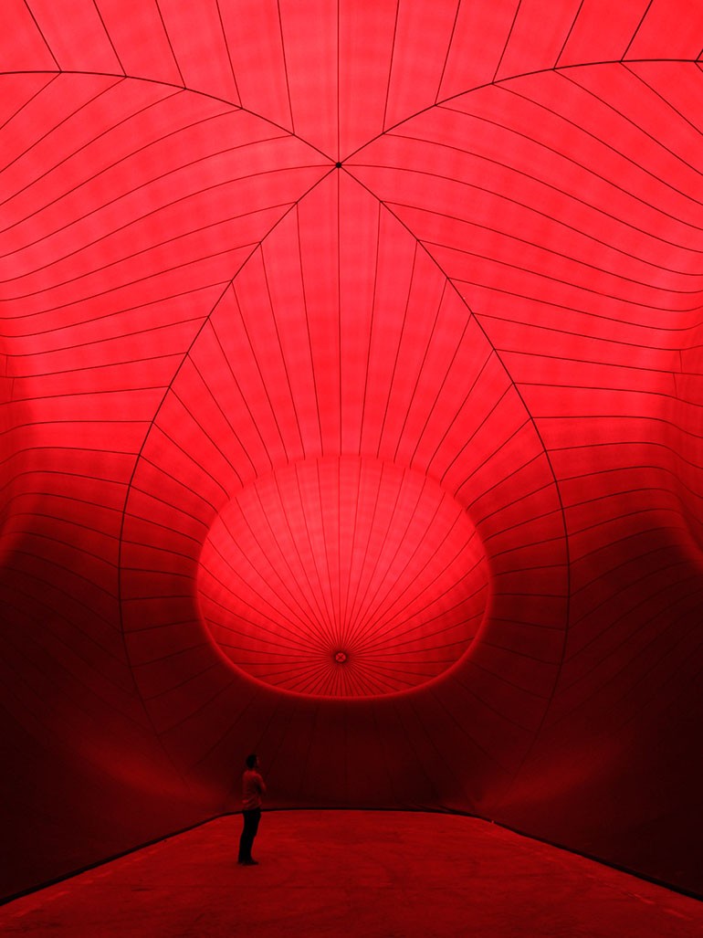 Anish Kapoor – Leviathan, 2011, PVC, 33.5 x 100 x 72m, Grand Palais, Paris for Monumenta 2011 feat