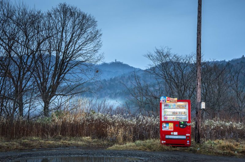 Eiji Ohashi - Vending Machines in Japan, Roadside Lights 7