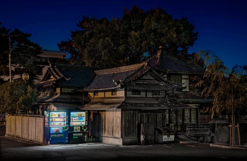 Eiji Ohashi - Vending Machines in Japan, Roadside Lights, Nara