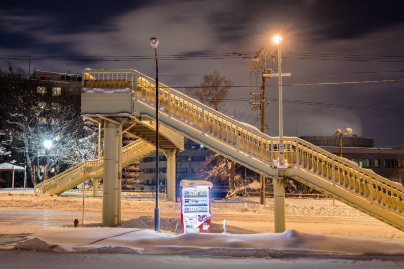 Eiji Ohashi - Vending Machines in Japan, Roadside Lights, Sapporo-City:Hokkaido