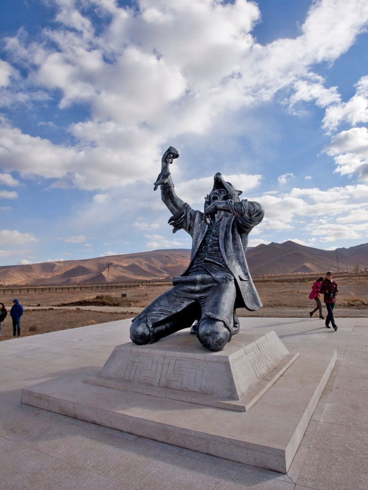 Faile-Patrick-McNeil-Patrick-Miller-Wolf-Within-2012-Ulaanbaatar-Mongolia-6