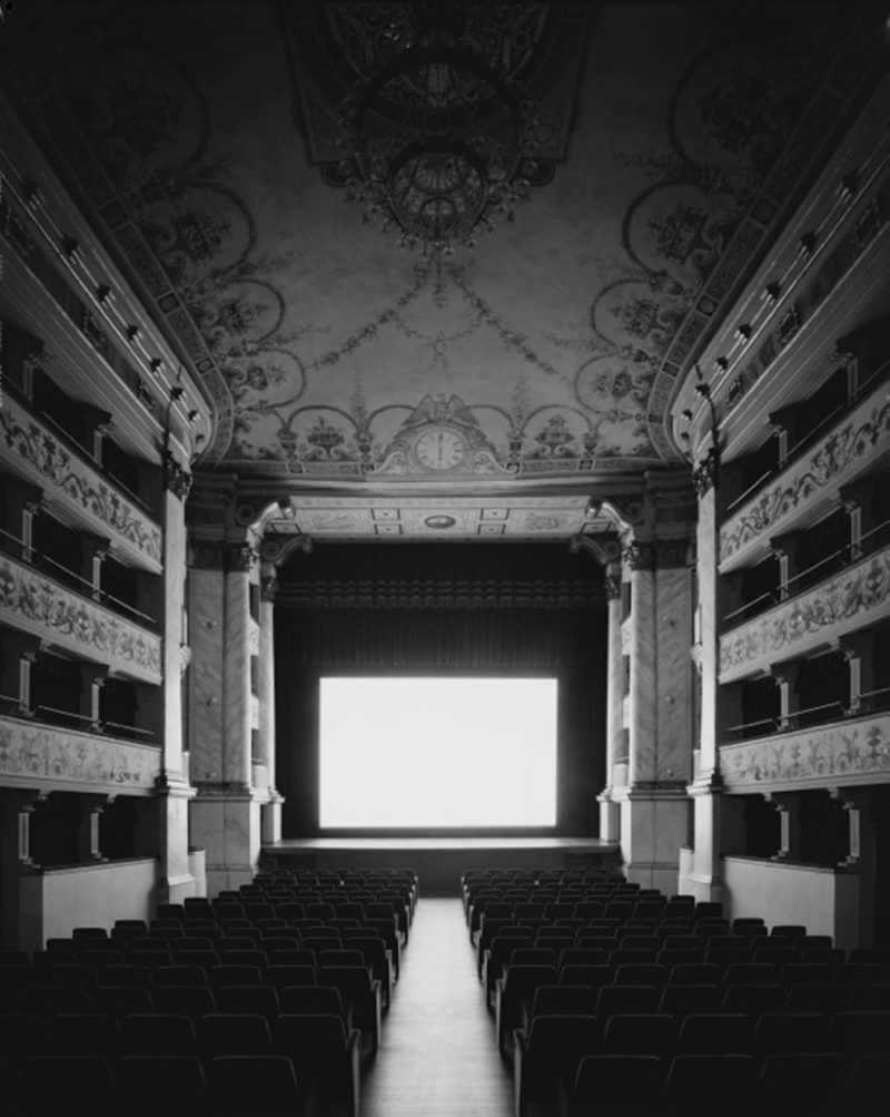 Hiroshi Sugimoto - Teatro dei Rinnovati, Siena, Stazione Termini, 2014
