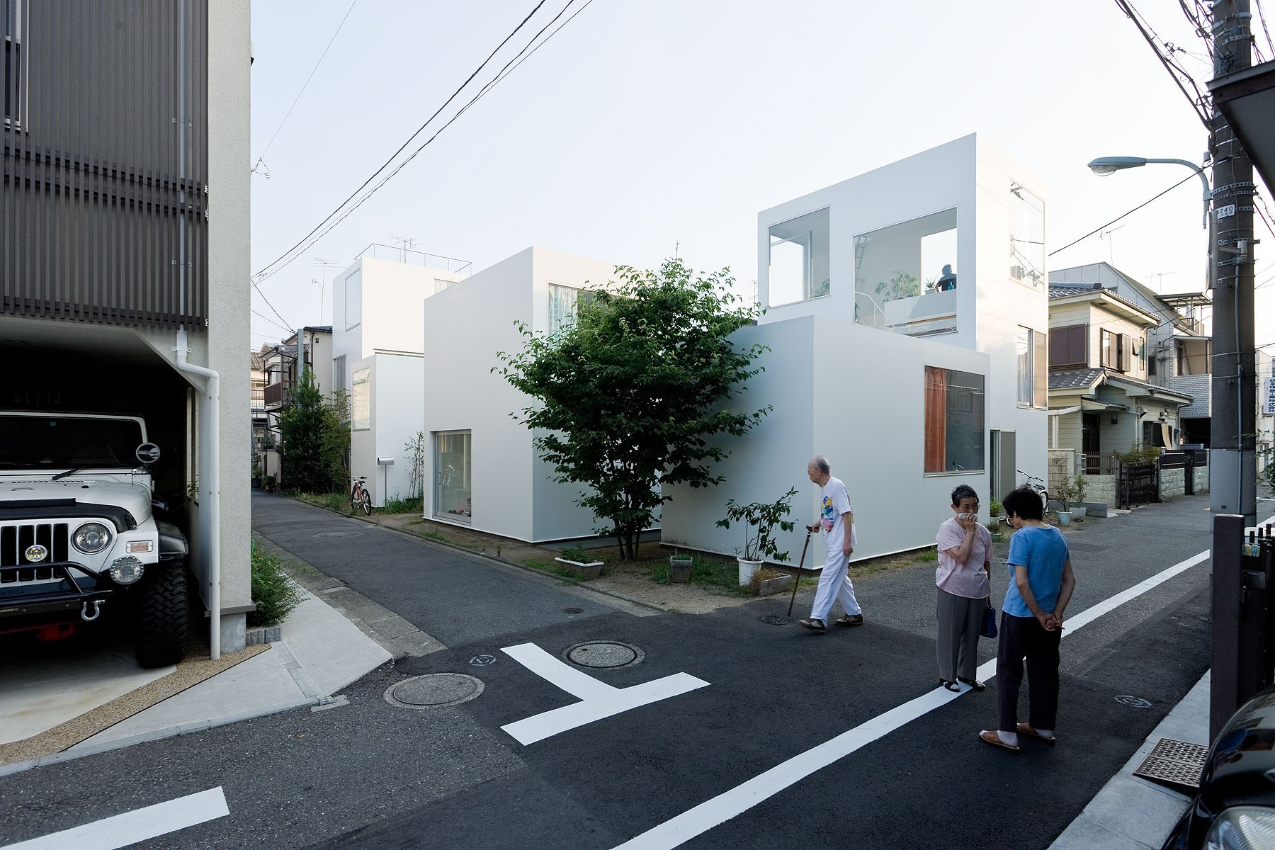 the-extraordinary-moriyama-house-by-sanaa-s-ryue-nishizawa