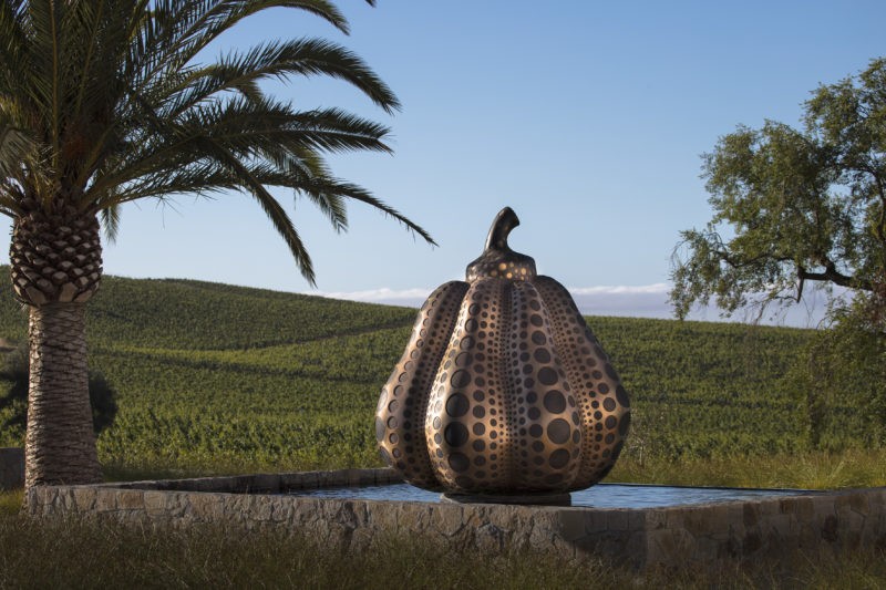 Yayoi Kusama - Pumpkin, 2014, installation view, Donum Estate, California