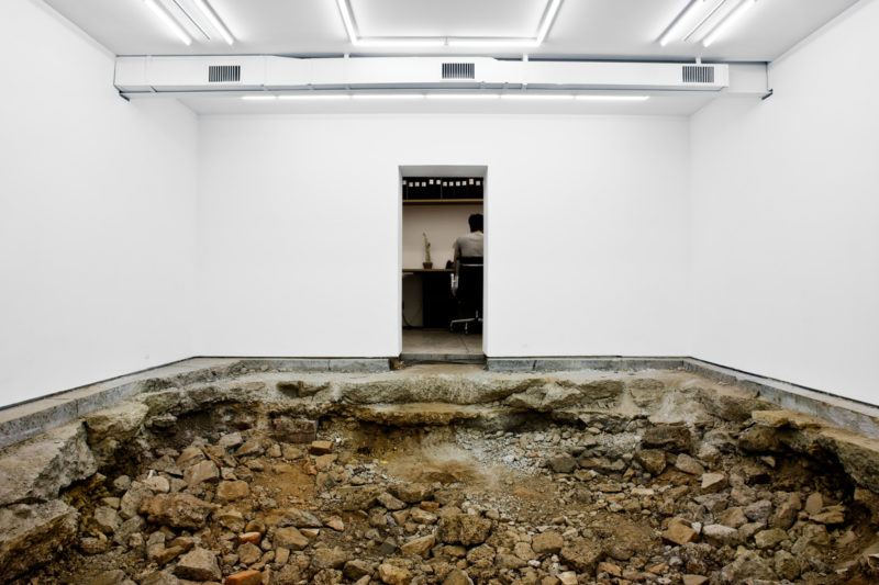 Urs Fischer - You, 2007, excavation, gallery space, 1:3 scale replica of main gallery space, dimensions variable