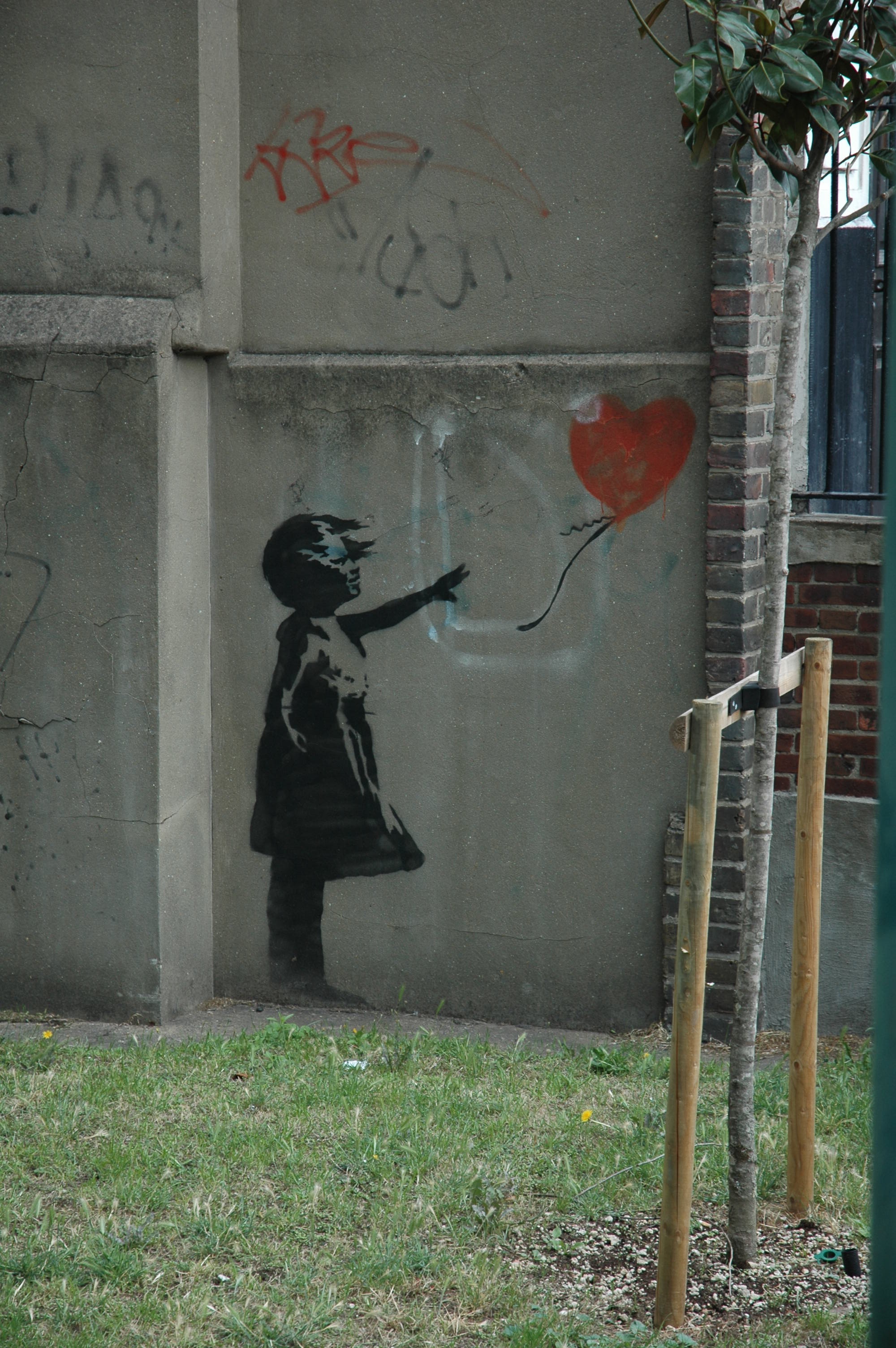 Banksy Girl with red Balloon Street Art Wall Graffiti Jumper Sweatshirt Top AA51