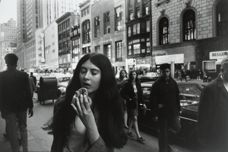 Garry Winogrand - New York, from Women are Beautiful 1968