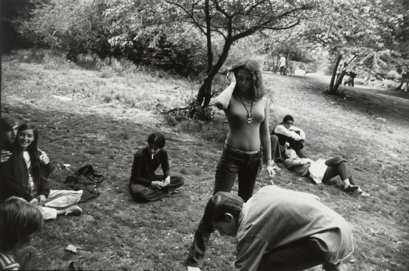 Garry Winogrand - New York, from Women are Beautiful 1969